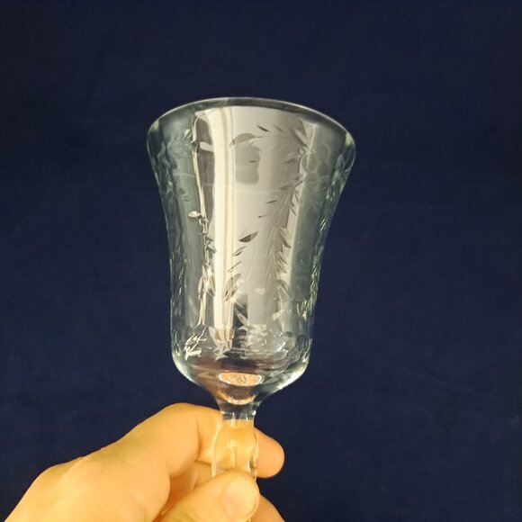 Vintage Crystal Wine Goblet With Etched Floral Design & Twisted Stem - Picture 5 of 15